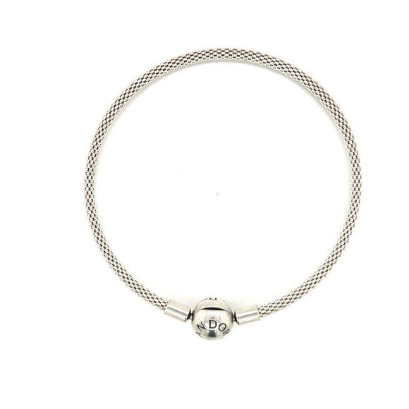 Pandora Mesh Round Clasp Bangle - Picture 2 of 3